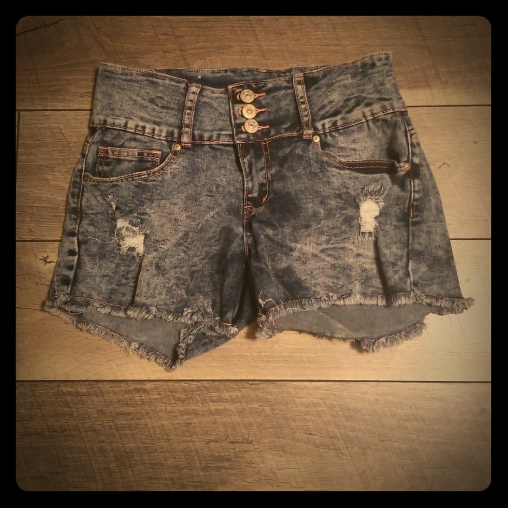 Super cute high waist shorts